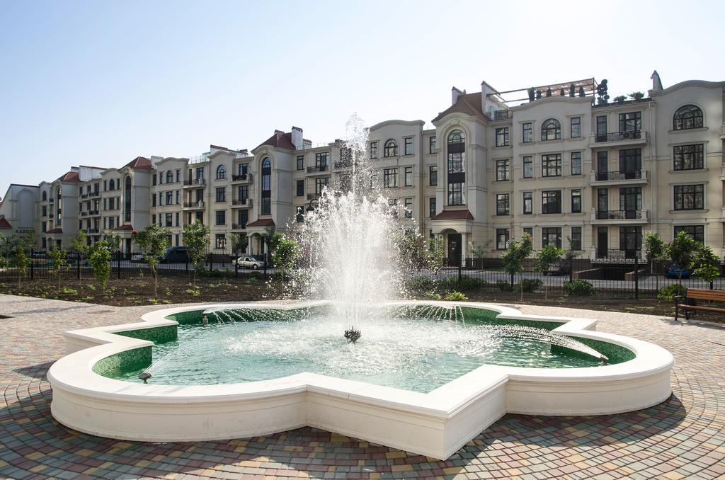 Bright Apartment In Arkadia Одесса Экстерьер фото